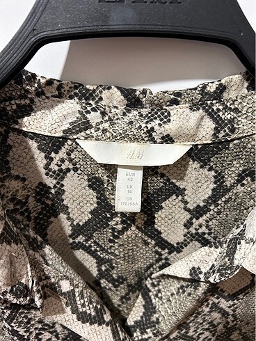 xl Beden çeşitli Renk H&M yılan desenli gömlek