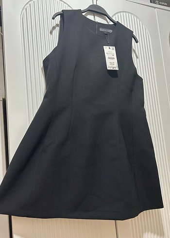 xxl Beden Siyah Kolsuz mini Ofis Elbisesi