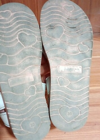 LC Waikiki Kız çocuk sandalet