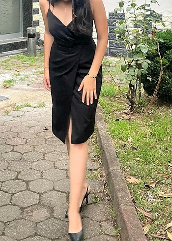 Diğer Siyah V Yaka Drapeli Midi Abiye Elbise