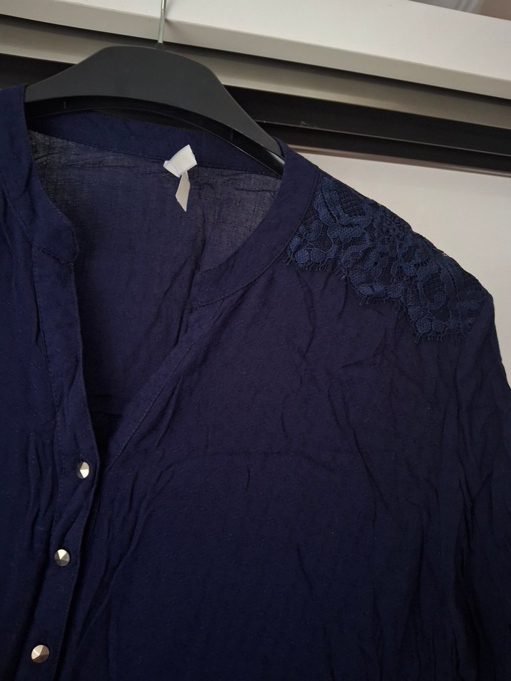 Lacivert V Yaka Düğmeli Keten Kadın Gömlek - Görsel 4