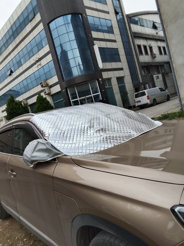 Gri Araba Ön Cam Örtüsü 145x105 cm - Görsel 3