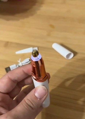 Diğer Şarjlı Kaş Bıyık Tüy Alma Aparatı (1 ADET) ( tek başlıklı)