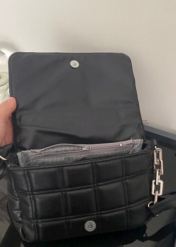 Zara Kare Desenli Siyah Deri Kadın Çanta