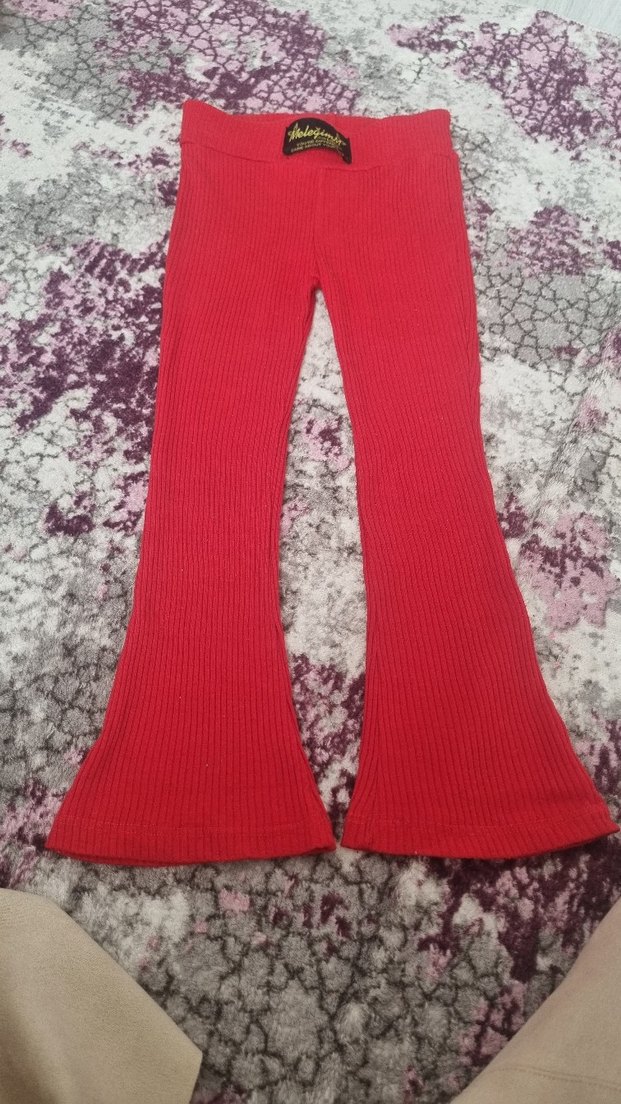 Kız Çocuk Kırmızı Örgü İspanyol Paça Pantolon, az tüylenmesi var - Görsel 2