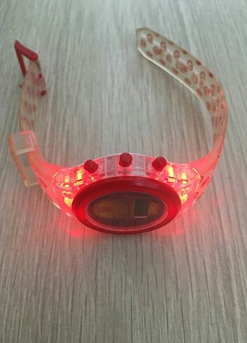 Iron Man Dijital Işıklı Erkek Çocuk Kol Saati