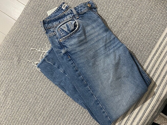 zara kesik paça jean