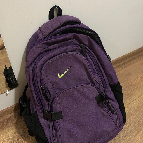 nike sırt çantası