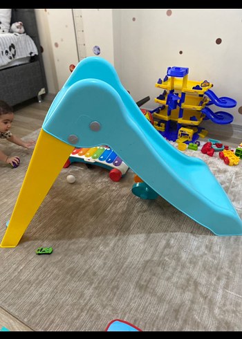 Renkli Çocuk Kaydırağı