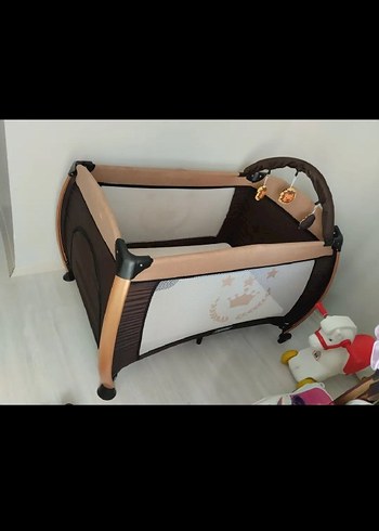 Kahverengi Katlanabilir Oyun Parkı
