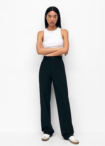 s Beden yeşil Renk Pull bear Pantolon orjinaldir iç etiketi ve beden etiketi mevcut