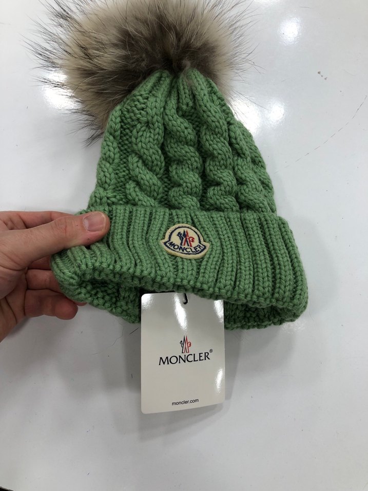 Moncler Bere - Görsel 2