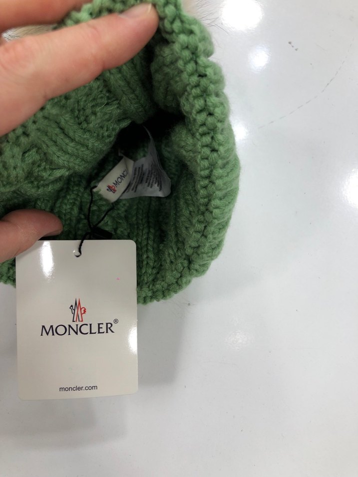 Moncler Bere - Görsel 3