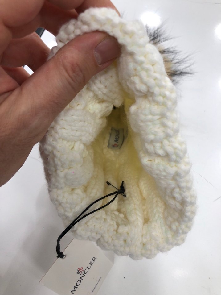 Moncler Beyaz Örgü Yün Bere - Görsel 3