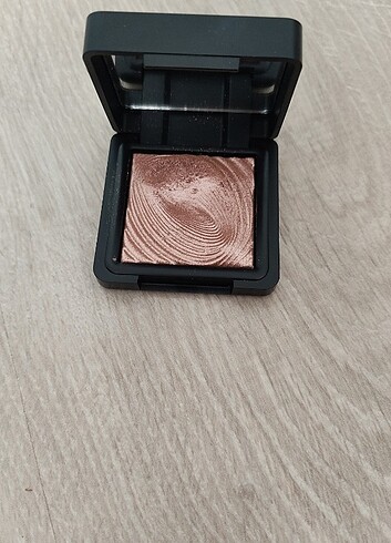  Beden Renk Kiko water eyeshadow 