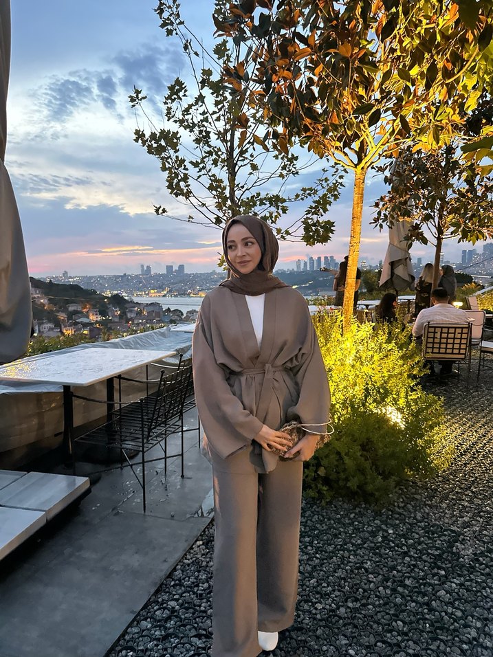 Camel Renkli Kadın Takım Elbise - Görsel 5