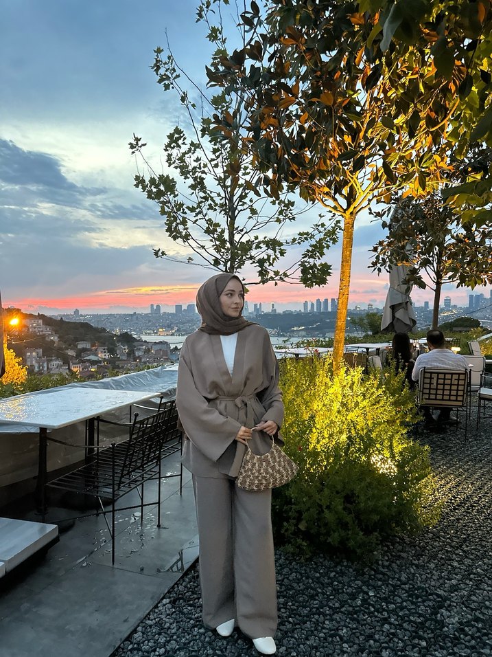 Camel Renkli Kadın Takım Elbise - Görsel 3