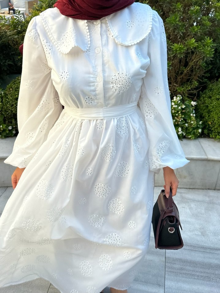 Pamuklu Bohem Etnik Desenli Uzun Beyaz Elbise - Görsel 4