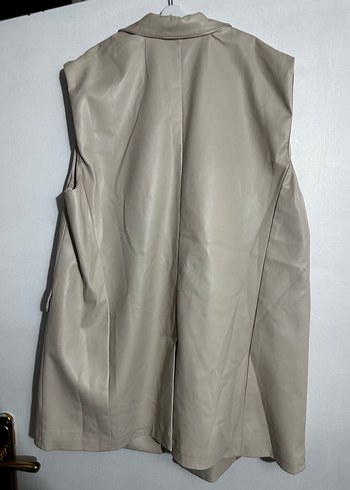 Düğmeli Bej Deri Kadın Yelek - Görsel 3