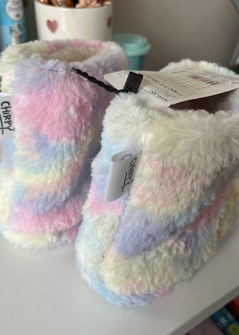 Kızlar için Pastel Renkli Peluş Unicorn Terlik - Görsel 2