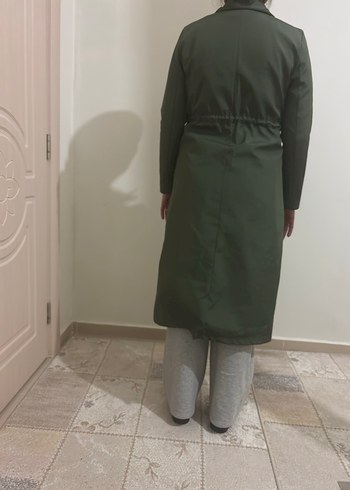 Düğmeli Uzun Haki Kadın Kaban - Görsel 2