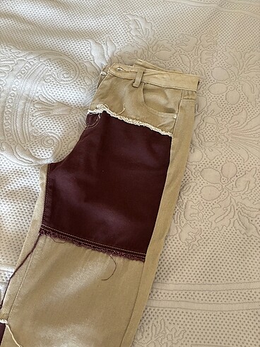 2 renkli pantalon