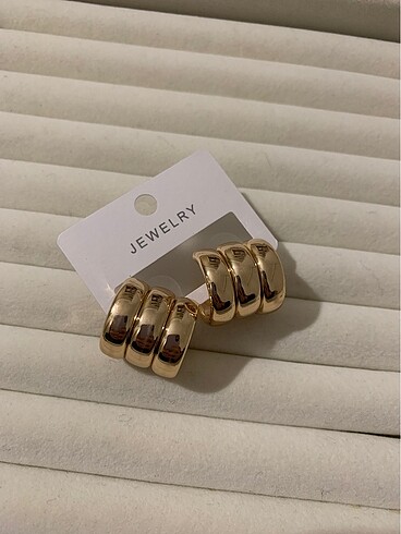 Bottega Veneta Hailey üçlü küpe