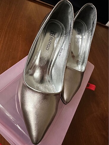 Diğer Gümüş stiletto ayakkabı