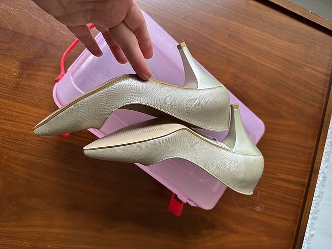 37 Beden Bayan stiletto gümüş