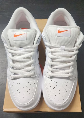diğer Beden Nike SB Dunk Low Triple White