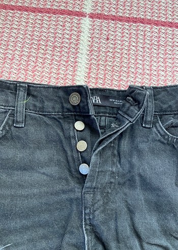 Siyah zara Düğmeli Gri Kot Şort, Salaş Kesim - Görsel 4