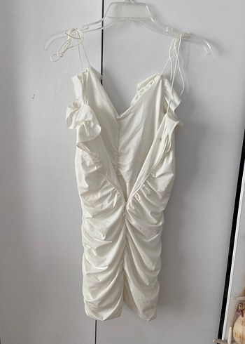 Beyaz Drapeli Midi Straplez Elbise - Görsel 3