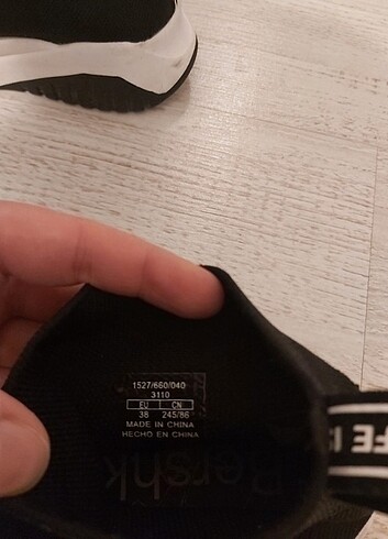 38 Beden Bershka Spor Ayakkabı