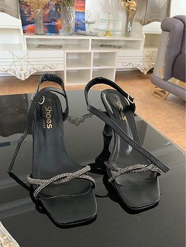 Art Shoes İnce topuklu ayakkabı
