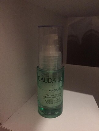 Caudalie vinoperfect serum