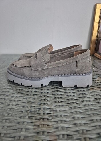 37 Beden Ilvi nubuk loafer 