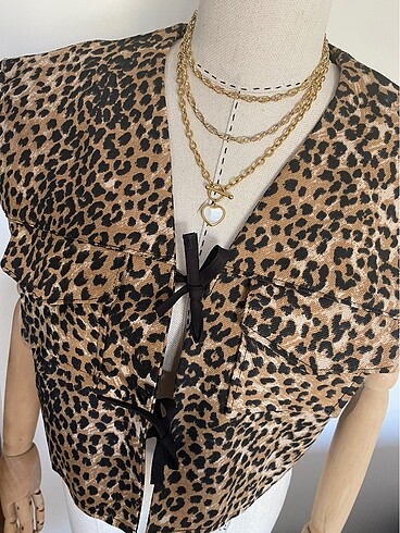 Zara Leopar kot yelek