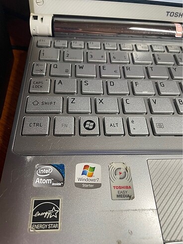 Beden Renk Toshıba notebook bilgisayar