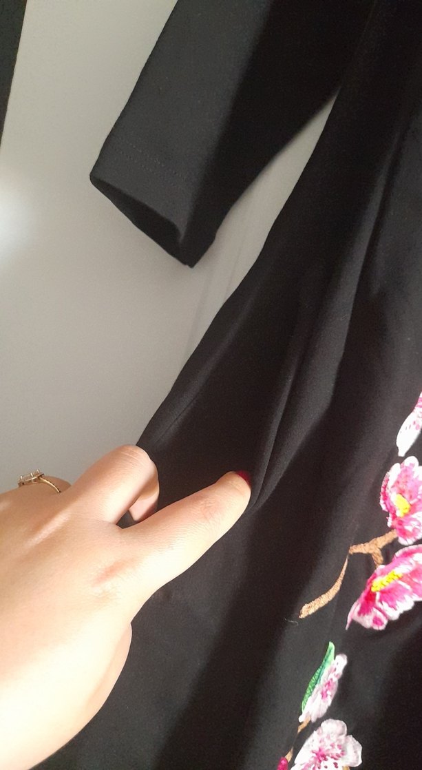 Nakışlı kısa elbise - Görsel 3