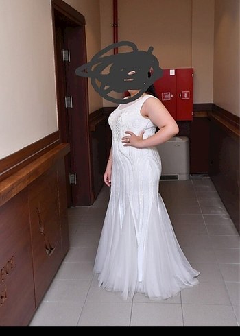 İnce İşlemeli V Yakalı Uzun Denizkızı Gelinlik - Görsel 9