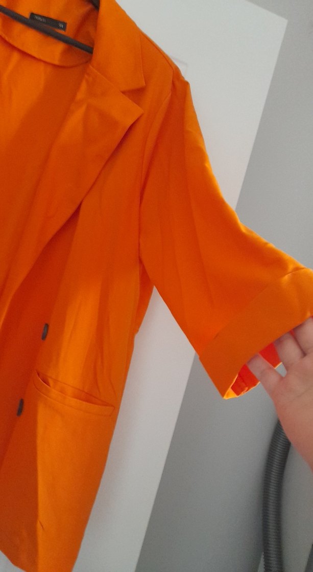 Düğmeli Turuncu Kadın Keten Blazer - Görsel 3