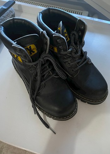Çocuk Rock Punk Bot