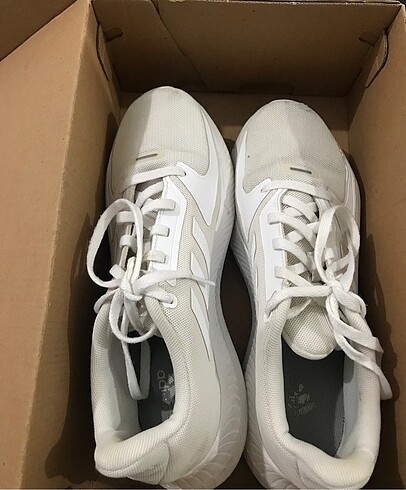 Adidas ORİJİNAL ADİDAS KREM RENK SPOR AYAKKABI