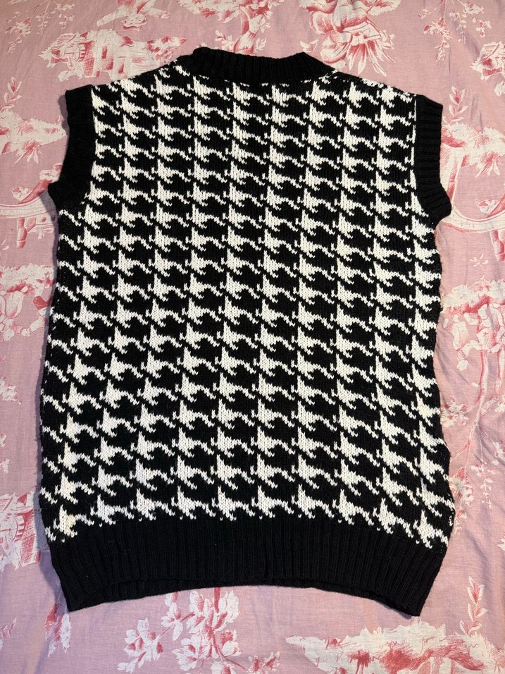 Kareli V Yaka Örgü Kadın Süveter - Görsel 2