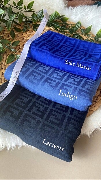 Fendi F Desen Şal