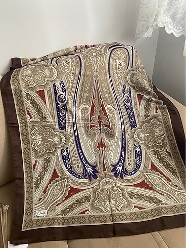 Etnik desen şal
