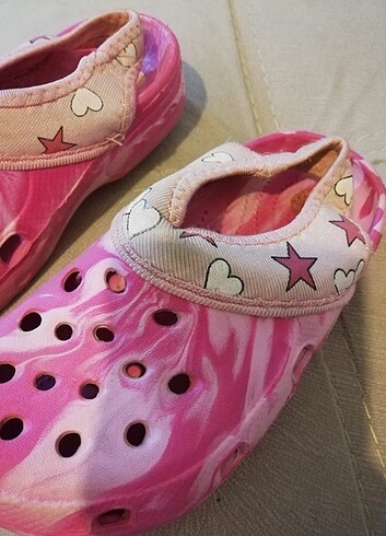 25 Beden Kız çocuk Crocs terlik