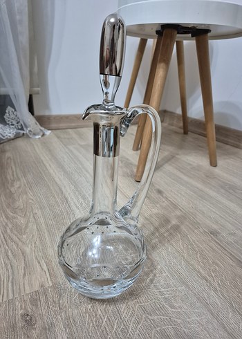 Gümüş Detaylı Cam karaf
