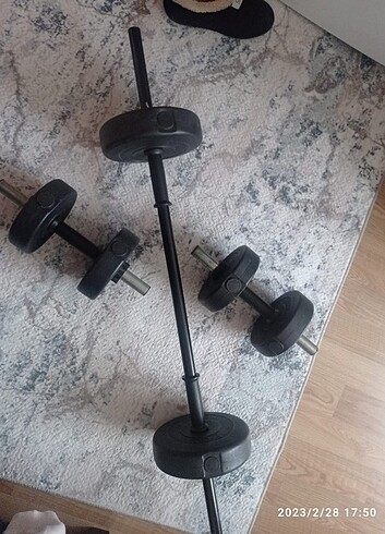 Toplam 25 kilo dambıl set 