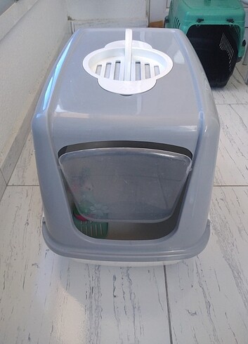 Kedi tuvalet kabı